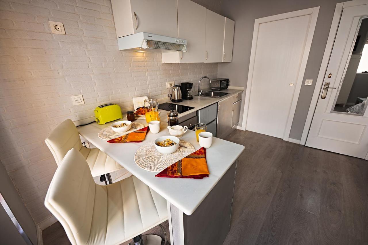 Apartamentos Infantes 28 龙达 外观 照片