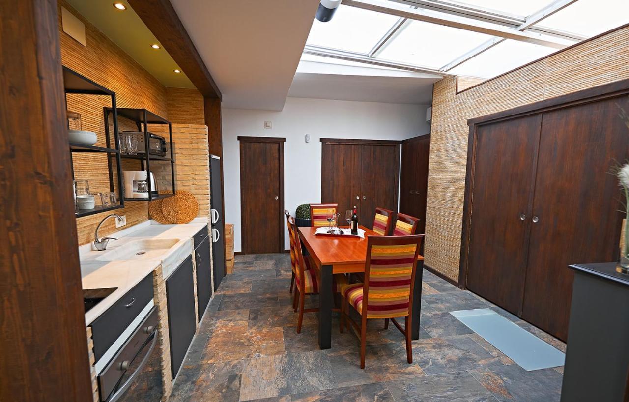 Apartamentos Infantes 28 龙达 外观 照片
