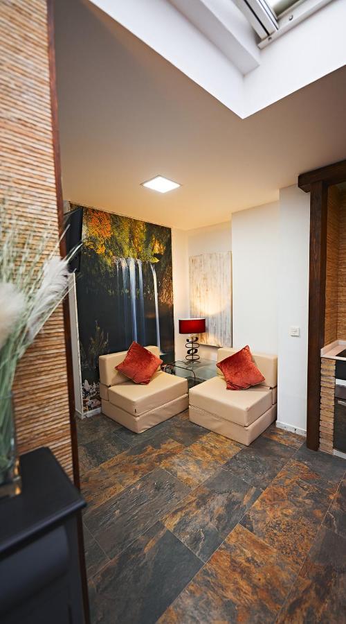 Apartamentos Infantes 28 龙达 外观 照片